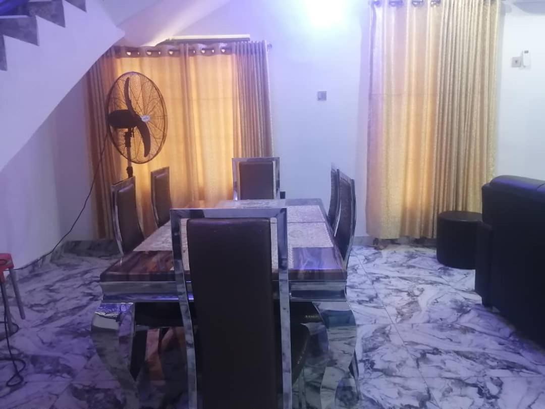 Saint Kingsley Apartamento Ibadan Exterior foto