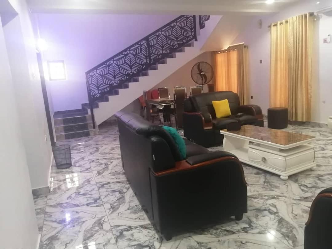 Saint Kingsley Apartamento Ibadan Exterior foto